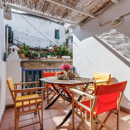 Whiteblue House - Traditional Settlement Holiday home